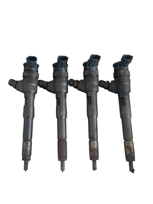 Set Injectoare Combustibil Dacia Logan Ii 2012 - > 1.5Dci 0445110485 / H8201108033