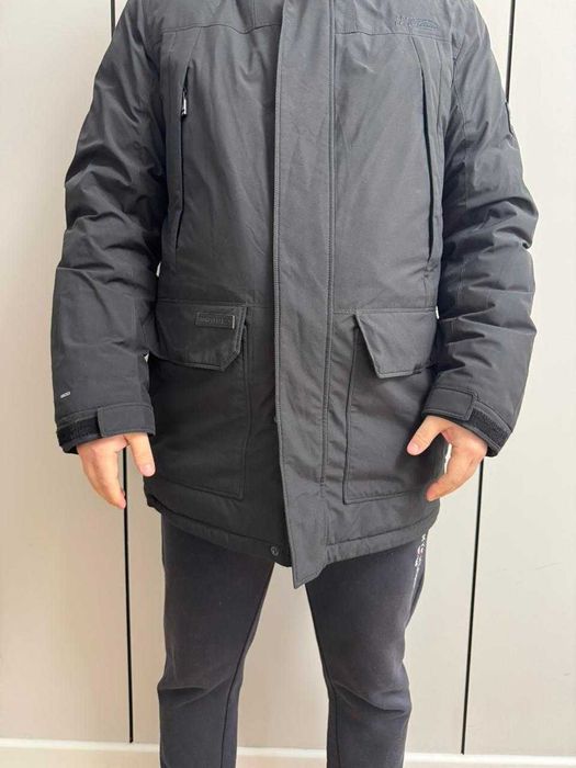 Пуховик зимний с капюшоном