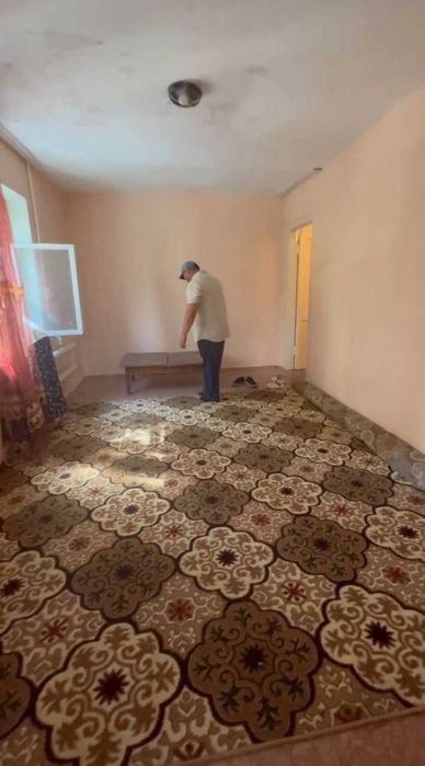 Яшнабад Дубовая, 1/2/4 Продаётся кирпияный Балкон 2\6, 42м2