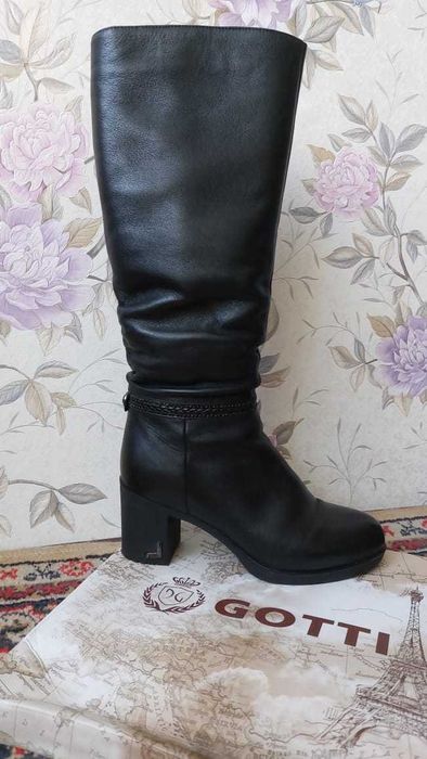 Зимние сапоги за 45К