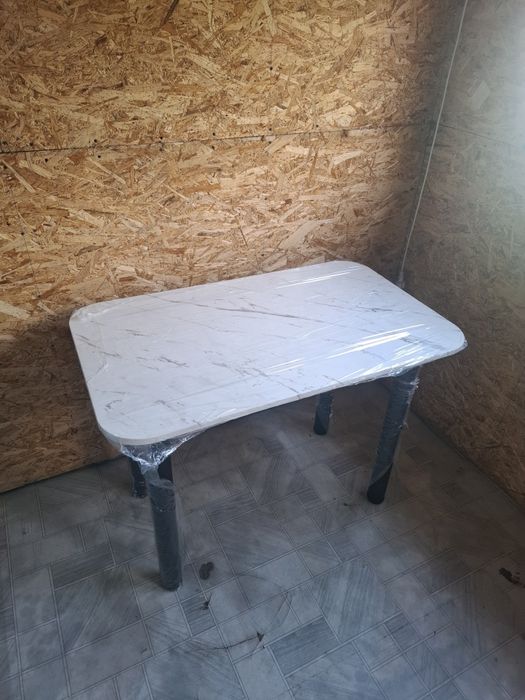 Продам новые столы