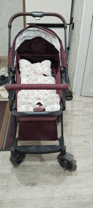 Продам детскую коляску.