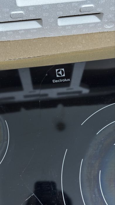 Продам варочную панель Electrolux