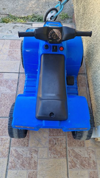 Atv electric,de copii intre 2-5 Ani