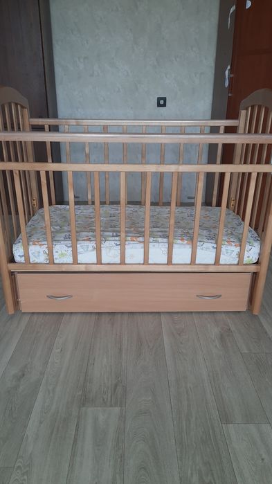 Кроватка детская