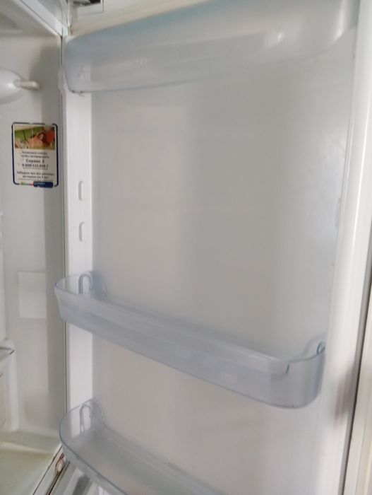 Продам холодильник от Indesit