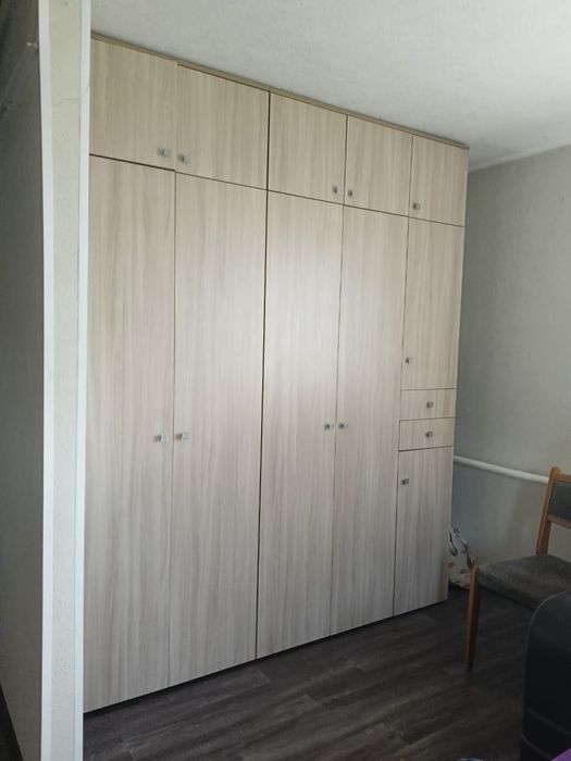 Продам шкаф прихожая
