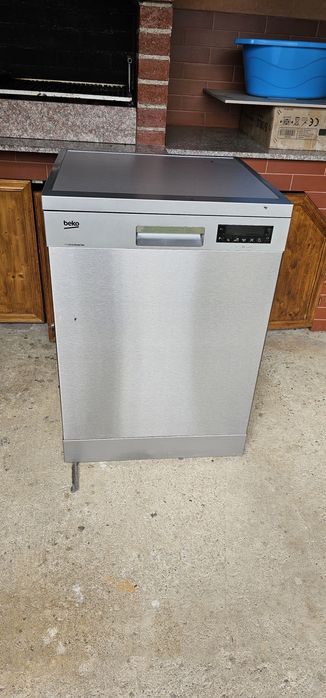 Mașina de spălat vase Beko