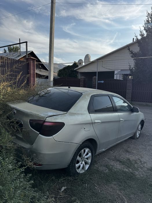 Продам Dong feng S30