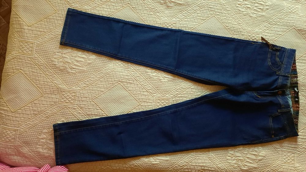 продам платье и джинсы