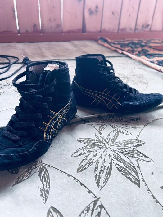 Борцовка Asics Tiger