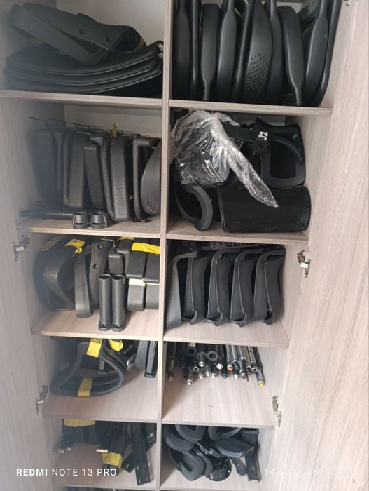 Продам разные комплектующие офисных кресел