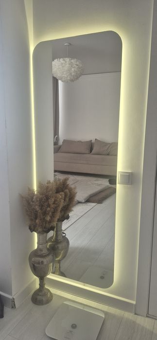 Зеркало большое во весь рост