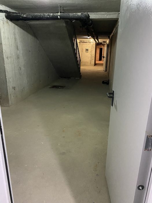 Boxă depozitare 8 m² – Pallady | Nouă | Sigură |