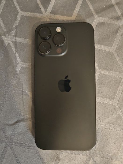 IPhone 16 Pro Max 256 GB в гаранция