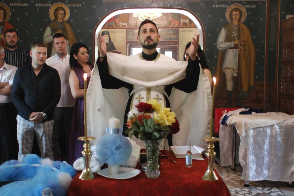 Fotograf și videograf (nunta/cununie/botez/aniversari)