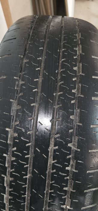 Продаются диски с шинами .