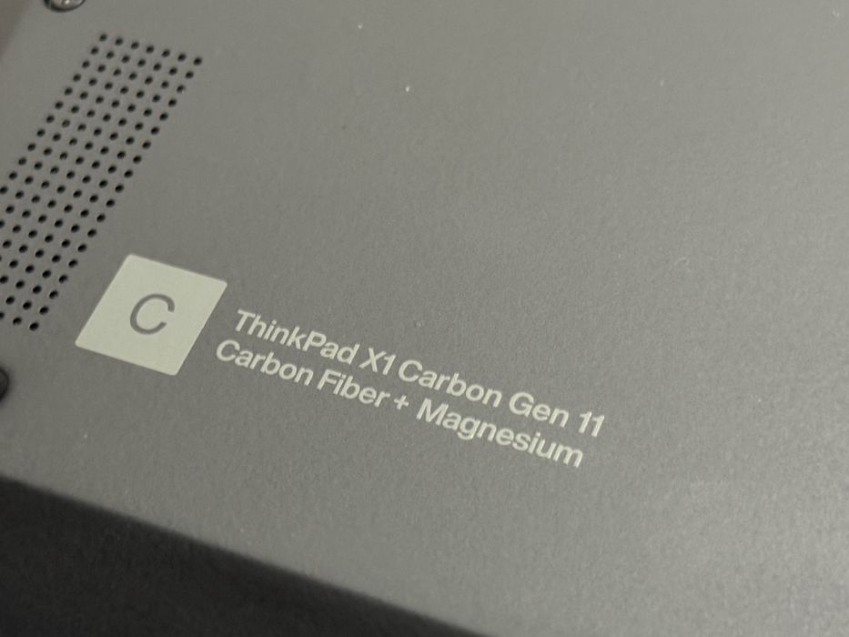 Lenovo Carbon X1 Gen 11 i7(13gen) 32gb RAM OLED