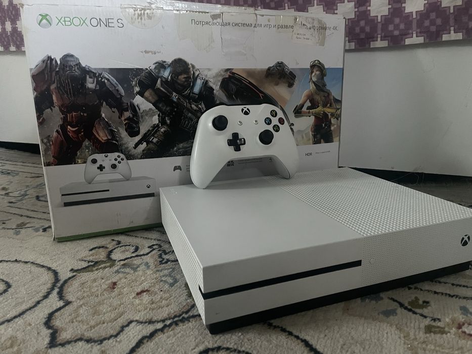 Xbox One S 1TB | Отличное состояние | Полный комплект