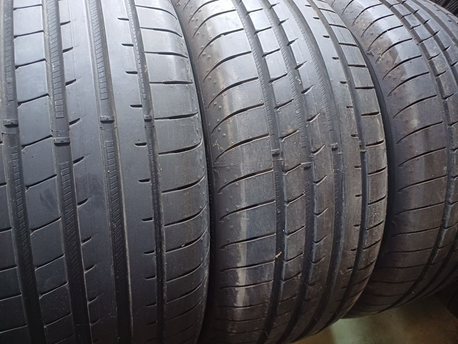 Гуми 245/45/18 Гудиар