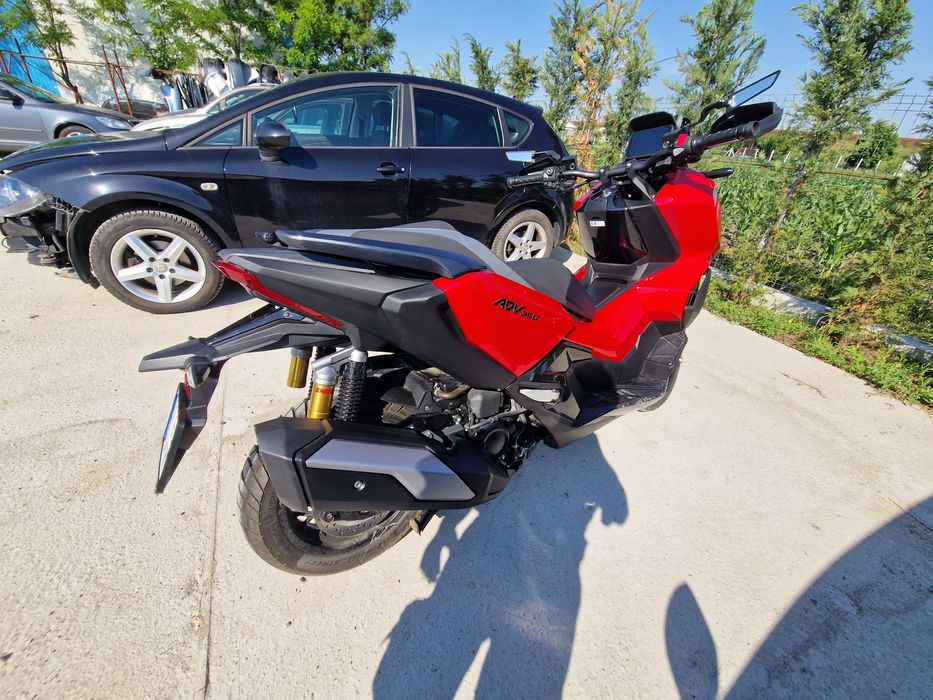 Hondq Adv 350 an 2025 6000 euro