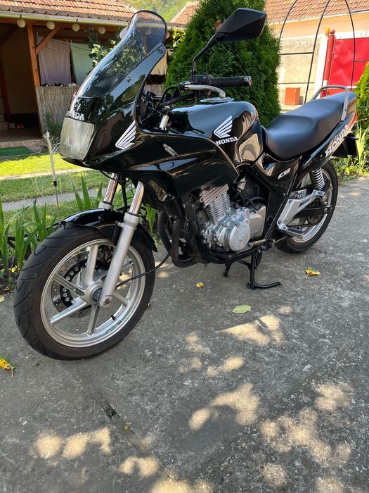 Motocicletă honda cb500
