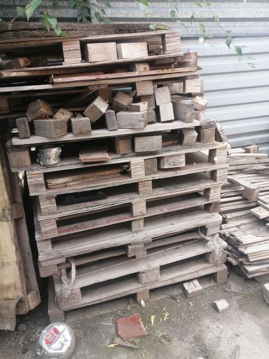 Продам б/у паддоны