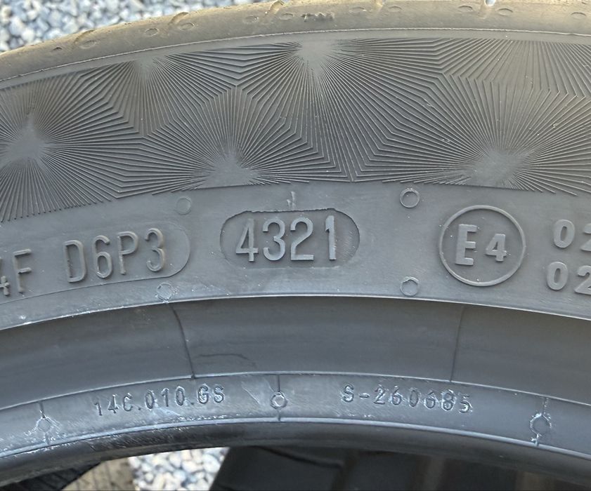 2бр 225/45/18 на 6,5мм с 21дот Континентал