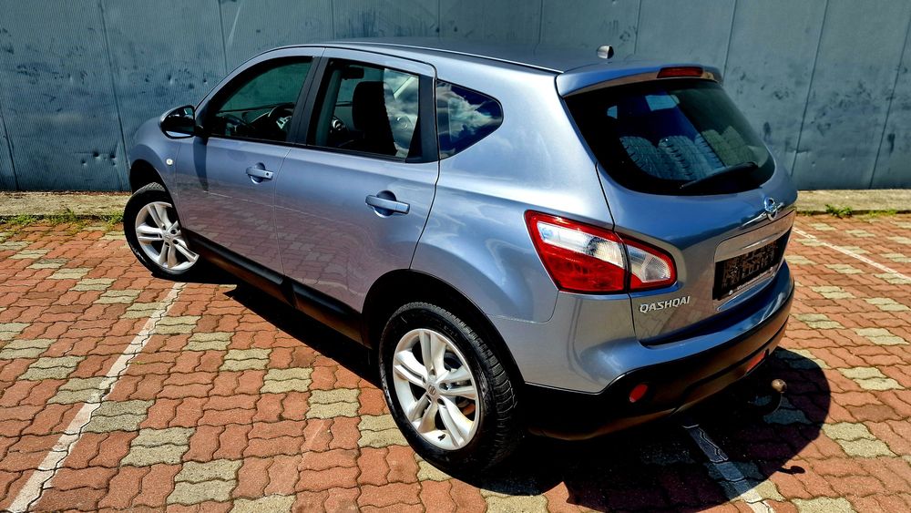 Nissan Qashqai 2.0 dCi 150 CP 4WD / 4x4  Unic Proprietar