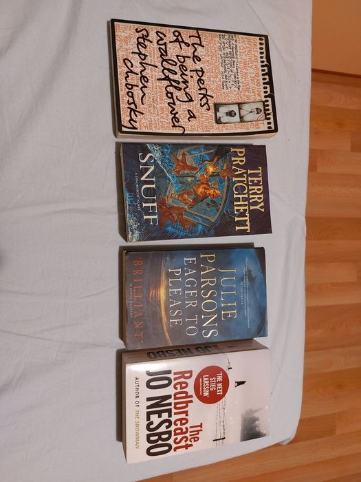 Книги на английски език