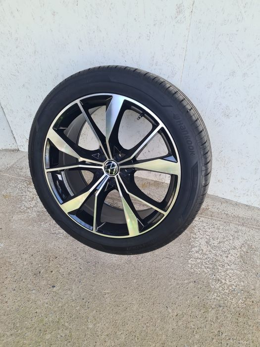 Сатылады продам шины 4 комплект с диском