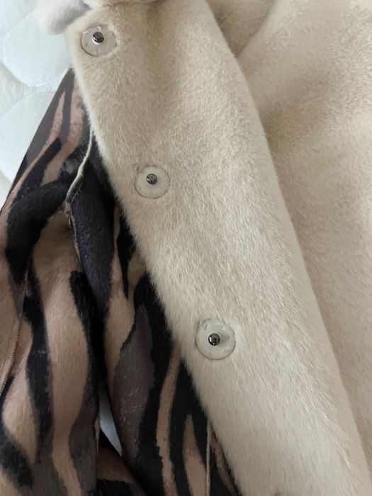 Палто Guess естествен косъм