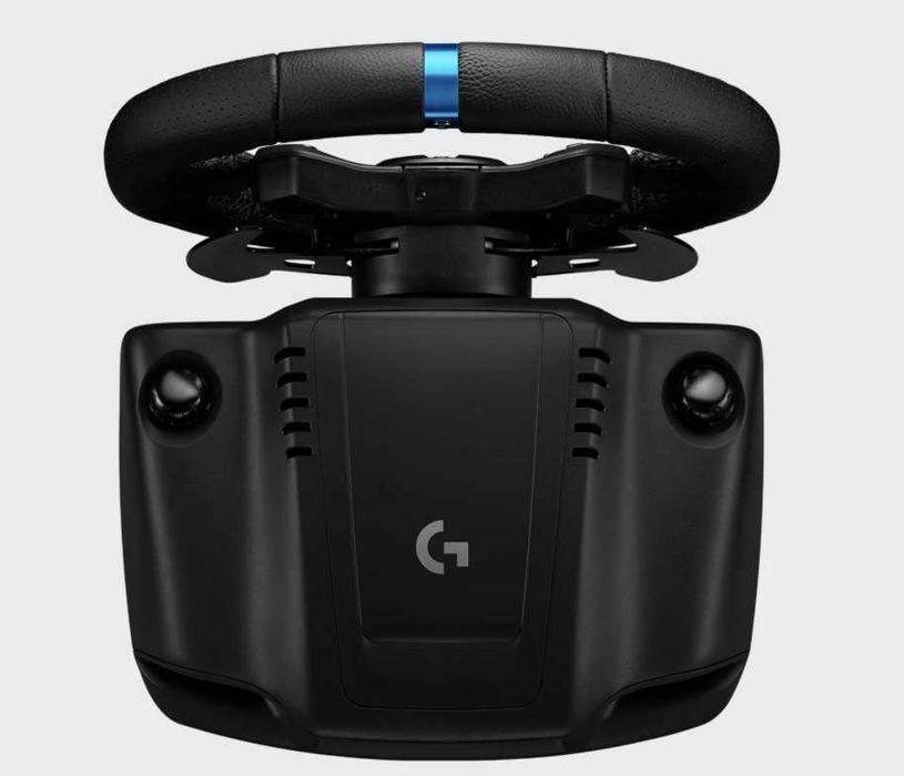 Logitech G923 Trueforce Sim Racing Wheel + Logitech® G Driving Force™ Shifter