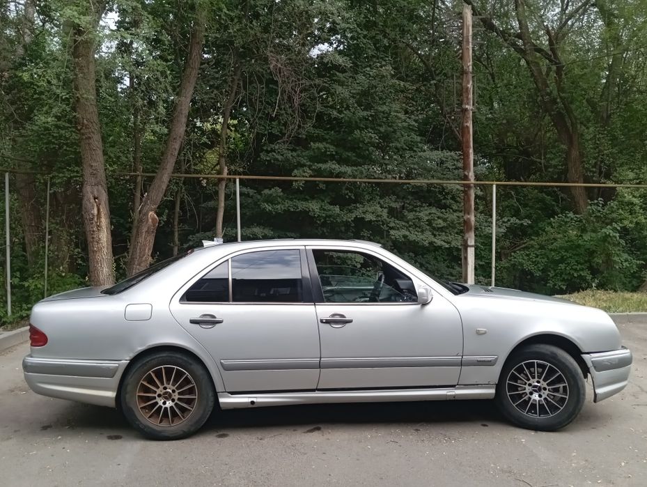Mercedes-Benz W210 E230 2.3, механика