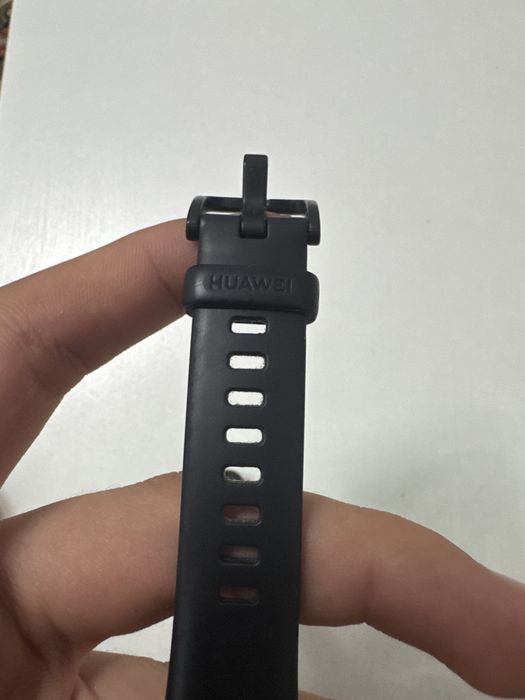Электроный часы Хуавей Бент 6