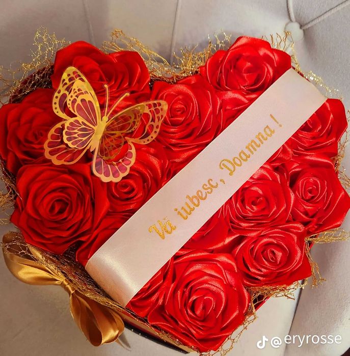 Buchete de trandafiri din satin/sapun