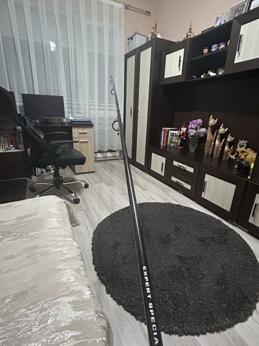 Шаранджийски въдица с макара