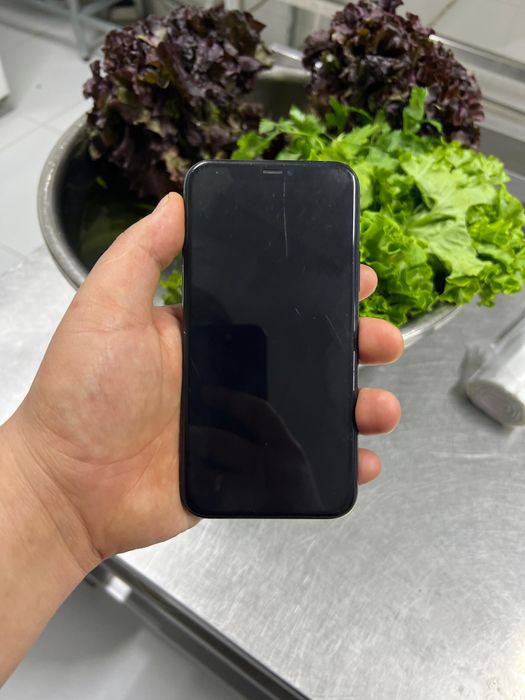 Продается Iphone 11 pro