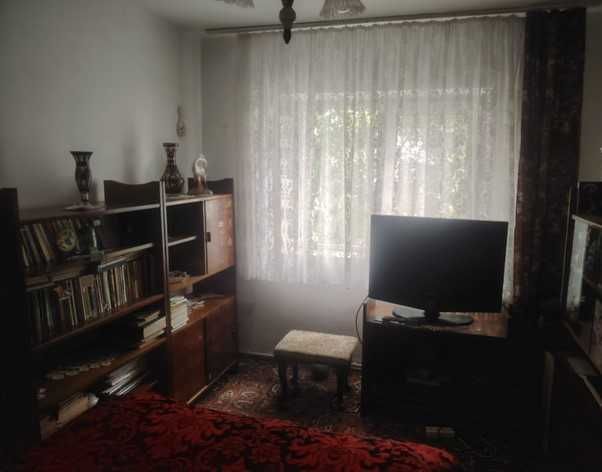 Apartament 4 camere ETAJ 2, langa loc de joaca