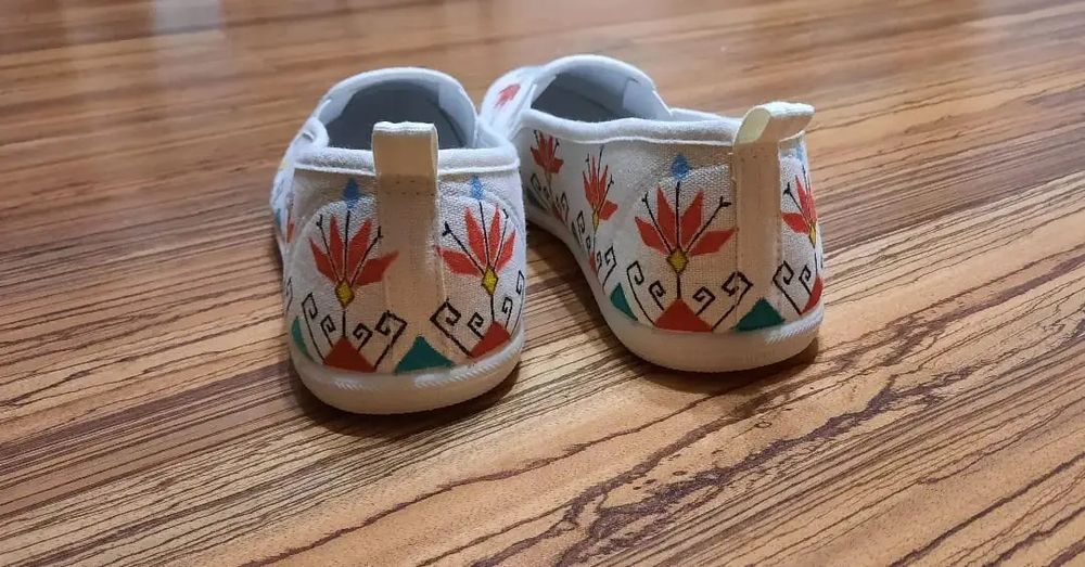 Ръчно рисувани обувки