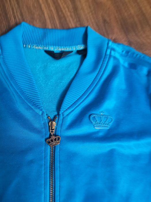 Vând trening Adidas