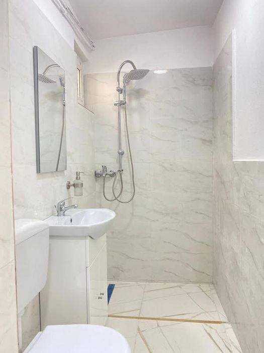 Se inchirieza spatiu comercial