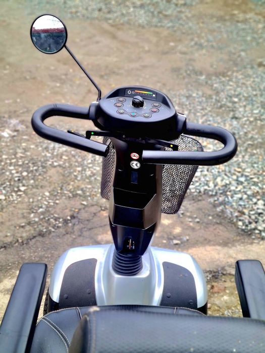 Scuter Carut electric INVANCARE ORION  dizabilități sau handicap