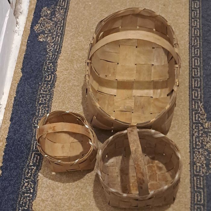 2 дамаджанки продават се кайши  за резачка на дърва банциг за конска каруца