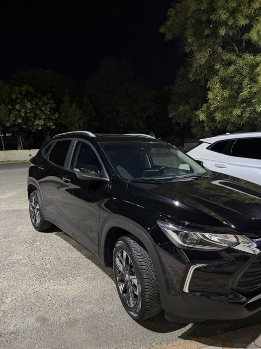Tracker Premier 2023yil 33.000km Toza ideal