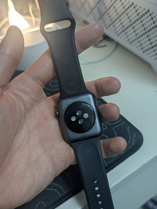 Apple Watch 3 series 42mm 97%