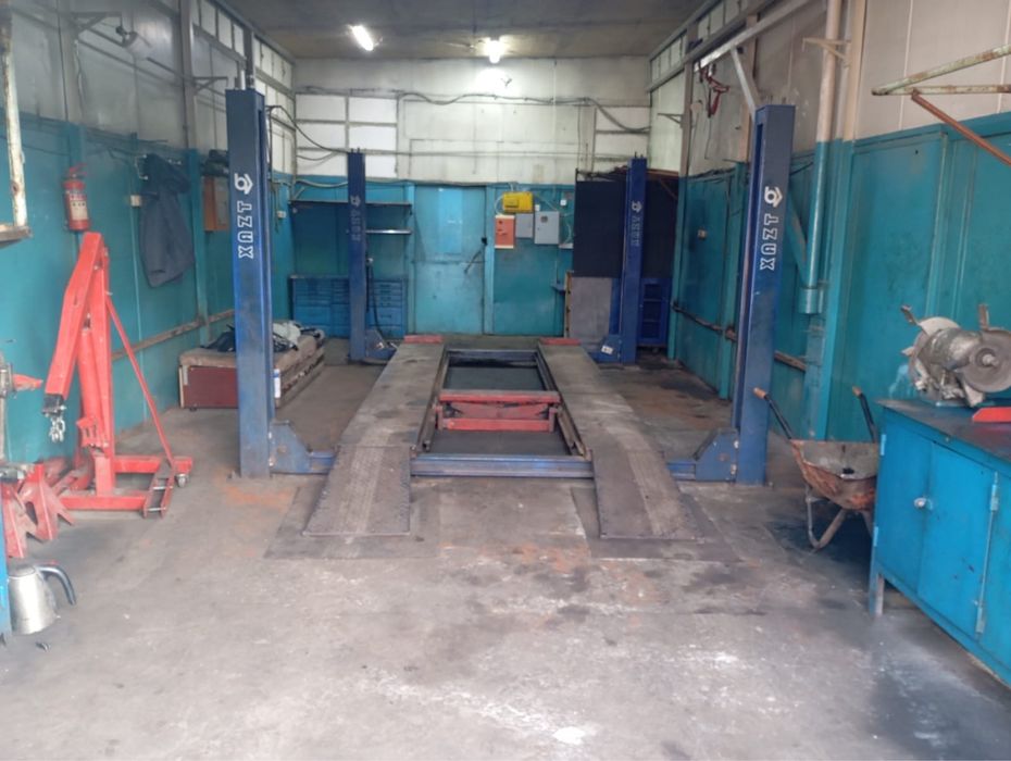 Сто , бокс , подъемник , помещение