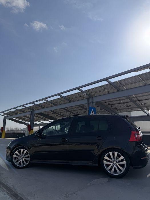 Wolkswafen Golf 5 GTI