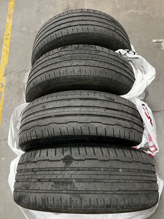 Vand anvelope de vara Hankook