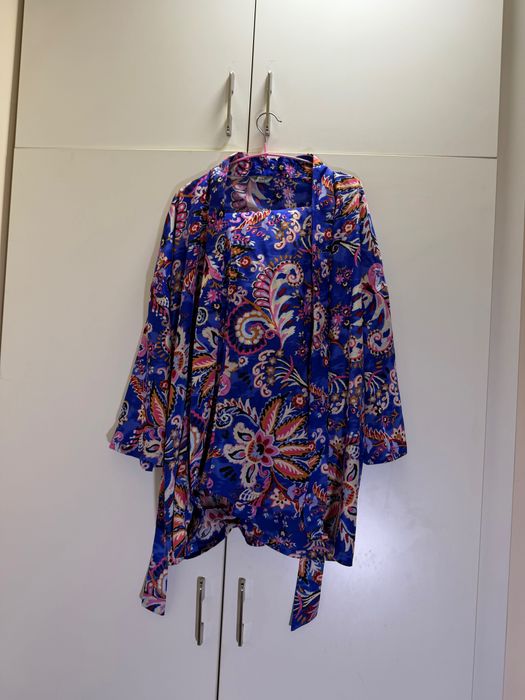 Костюм двойка с поясом